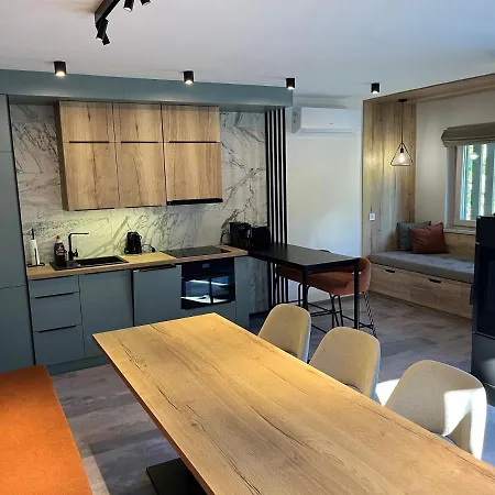 Csipetnyi Csobbanas Vendeghaz Apartament *